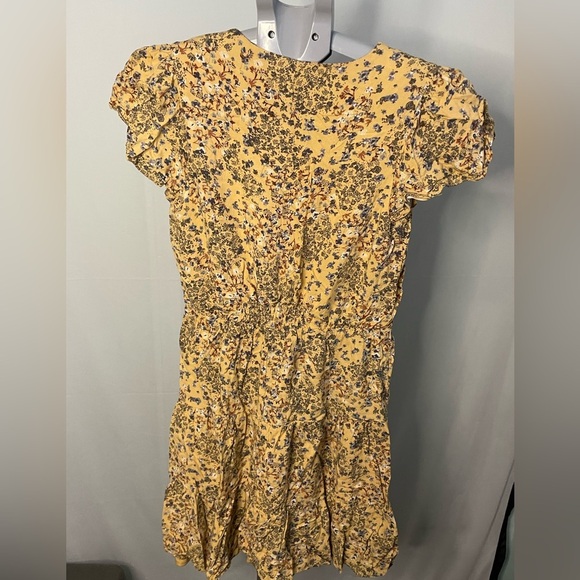 Maurices Babydoll Dress Yellow Floral Short Flutter Sleeve Tiered Ruffle XS - Picture 9 of 11